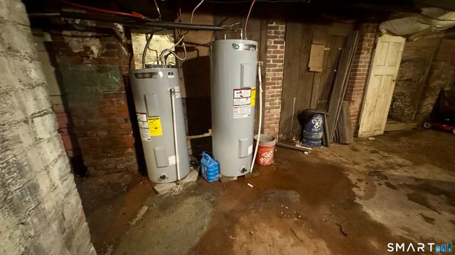 61 Randolph Avenue, Meriden, CT 06451