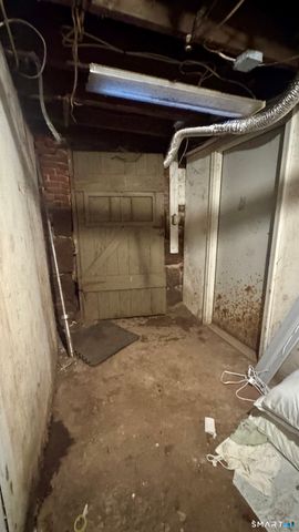 61 Randolph Avenue, Meriden, CT 06451