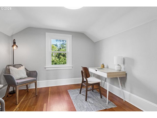 2720 Se 66TH Ave, Portland, OR 97206