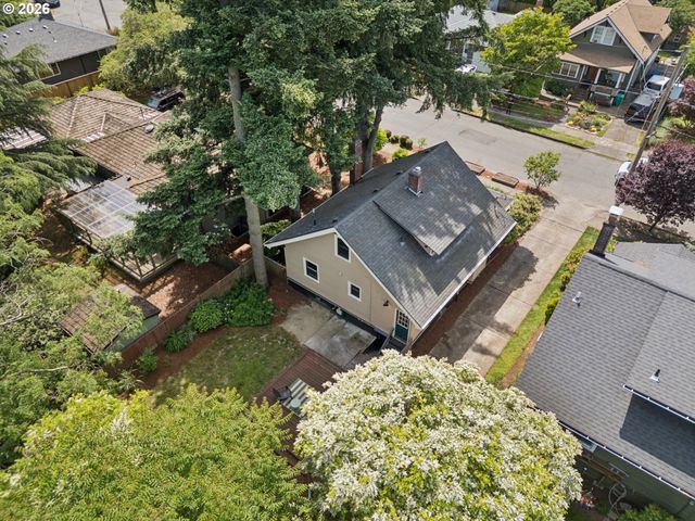 2720 Se 66TH Ave, Portland, OR 97206