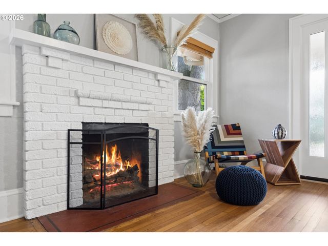 2720 Se 66TH Ave, Portland, OR 97206