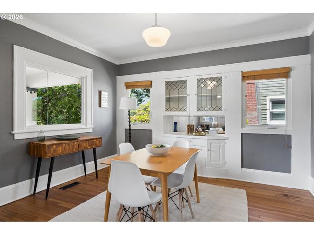 2720 Se 66TH Ave, Portland, OR 97206