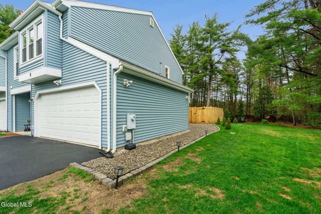 9 Old Mill Lane, Queensbury, NY 12804