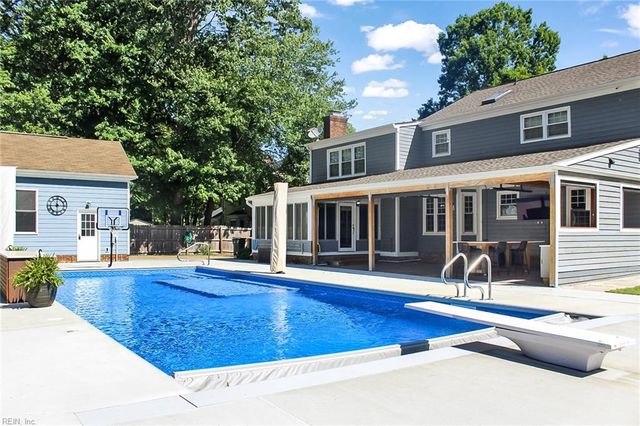 123 Winders LN, Yorktown, VA 23692