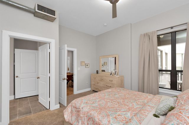 1901 Post Oak Boulevard 3113, Houston, TX 77056