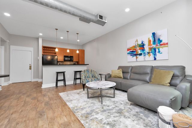 1901 Post Oak Boulevard 3113, Houston, TX 77056