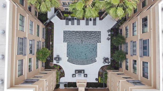 1901 Post Oak Boulevard 3113, Houston, TX 77056