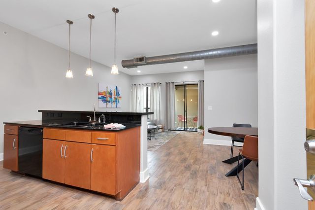 1901 Post Oak Boulevard 3113, Houston, TX 77056