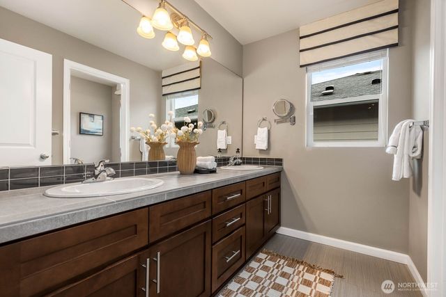 4319 30th Dr SE, Everett, WA 98203