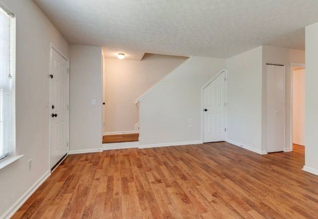 104 Waterview Dr, Hendersonville, TN 37075