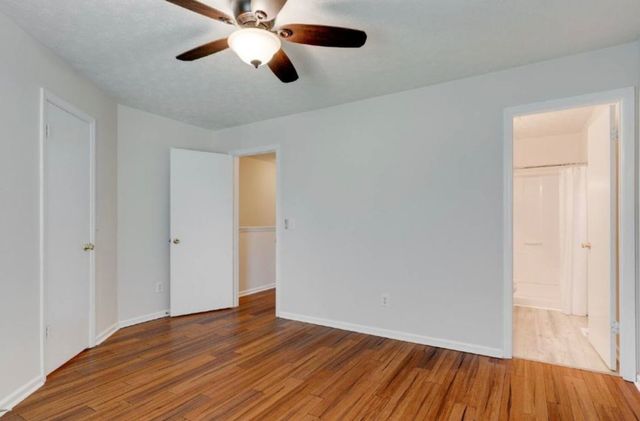 104 Waterview Dr, Hendersonville, TN 37075