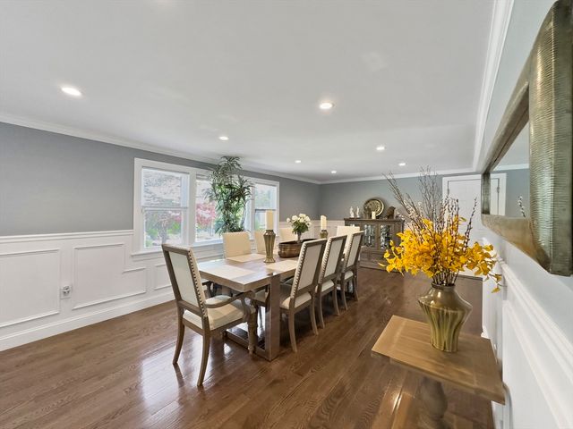 851 Forest St, North Andover, MA 01845