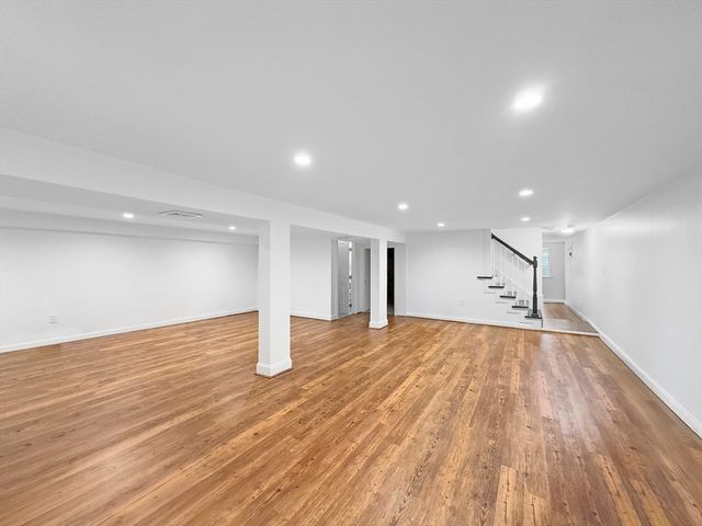 851 Forest St, North Andover, MA 01845