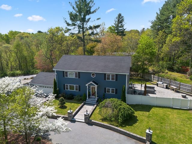 851 Forest St, North Andover, MA 01845