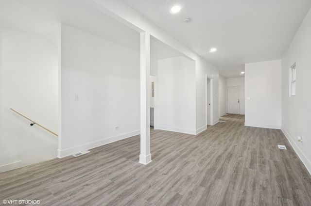 7049 S Damen Avenue, Chicago, IL 60636