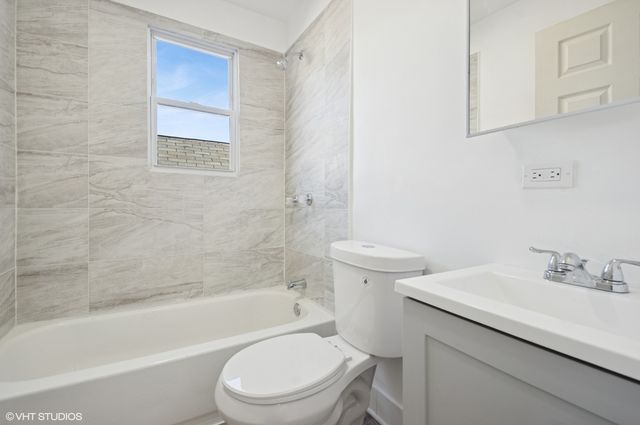7049 S Damen Avenue, Chicago, IL 60636