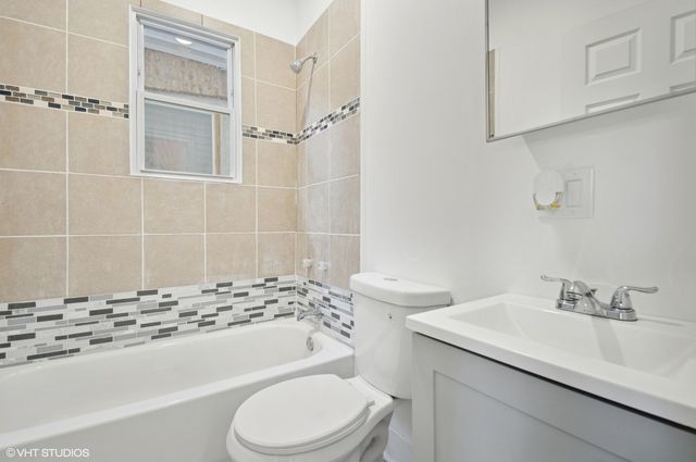7049 S Damen Avenue, Chicago, IL 60636