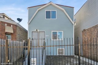 7049 S Damen Avenue, Chicago, IL 60636