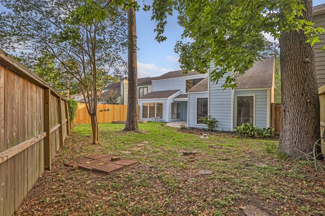 1746 Cloister Drive 12, Crosby, TX 77532