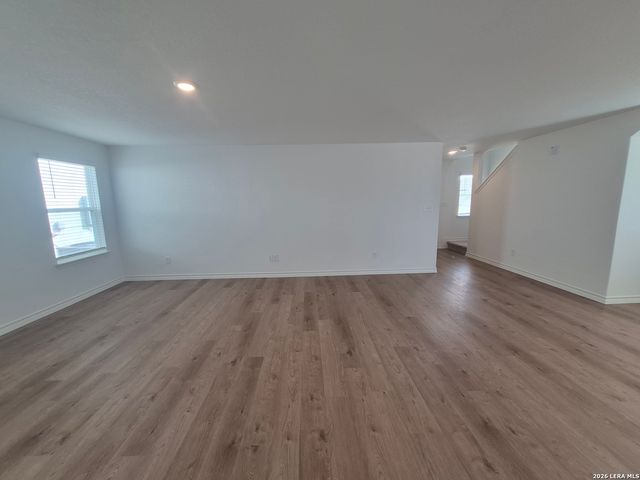 942 BLUEGRASS PT, New Braunfels, TX 78130