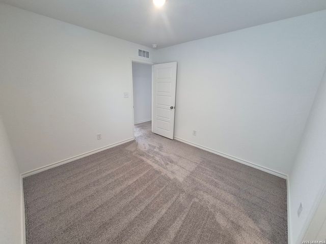 942 BLUEGRASS PT, New Braunfels, TX 78130