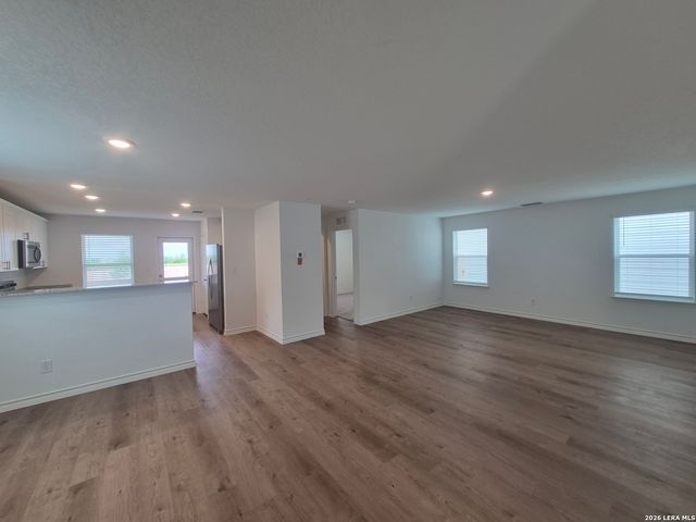 942 BLUEGRASS PT, New Braunfels, TX 78130