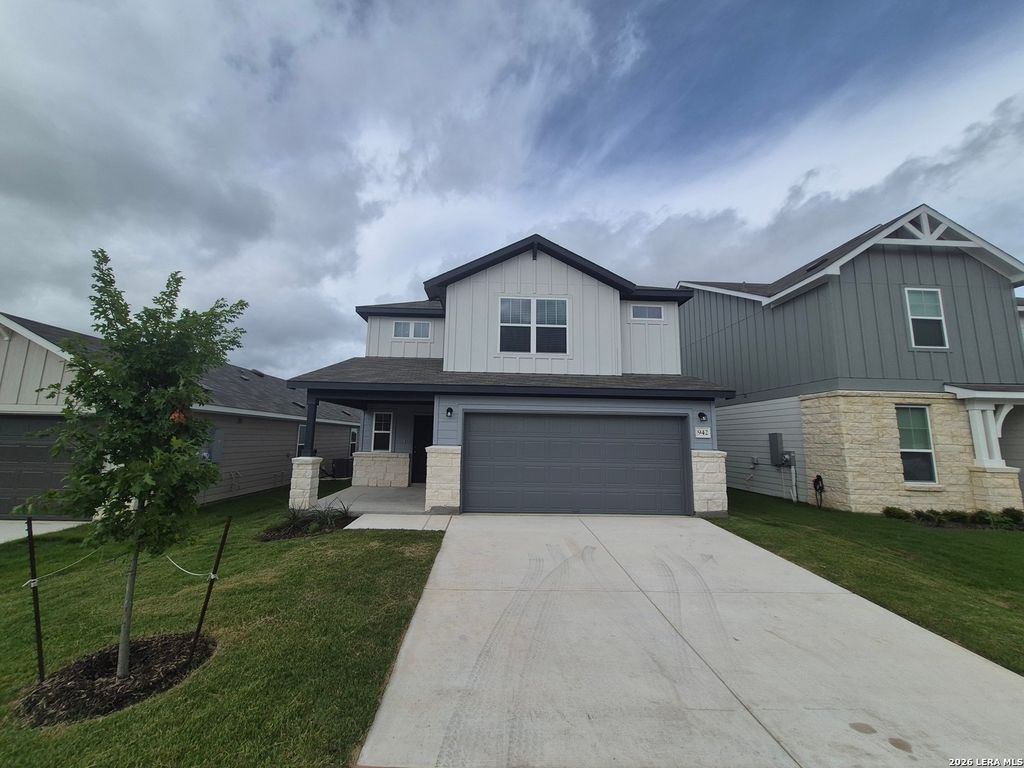 942 BLUEGRASS PT, New Braunfels, TX 78130