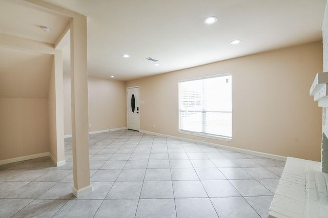 6803 La Violetta Drive, Houston, TX 77083