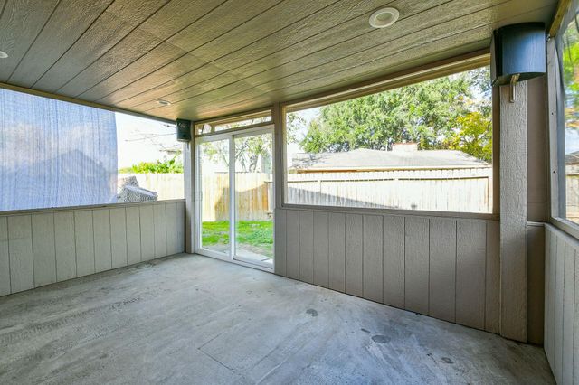 6803 La Violetta Drive, Houston, TX 77083