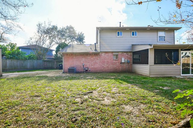 6803 La Violetta Drive, Houston, TX 77083