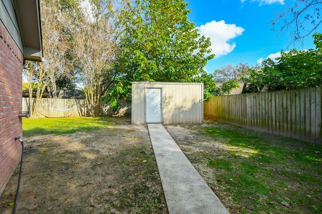 6803 La Violetta Drive, Houston, TX 77083