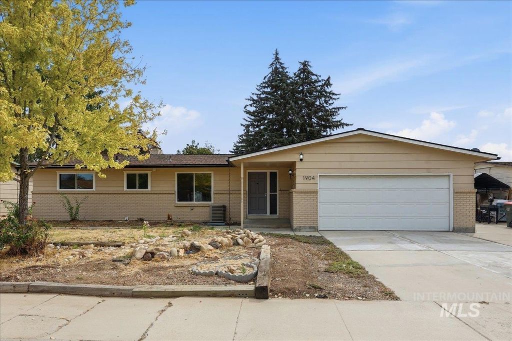 1904 NW 8th St, Meridian, ID 83646