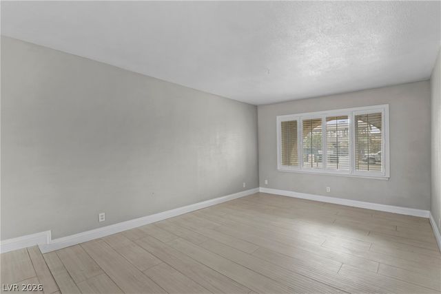 2109 Verdinal Drive, Las Vegas, NV 89146