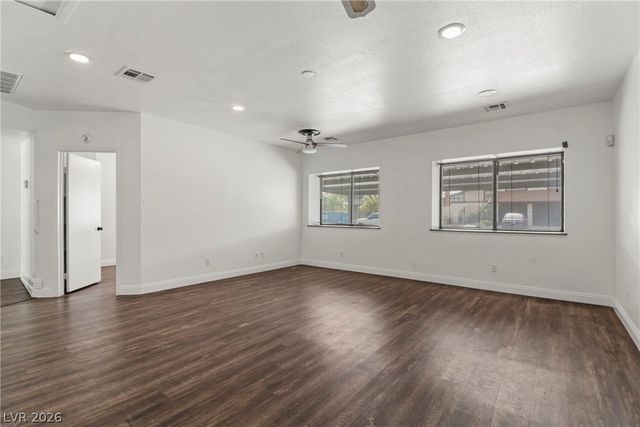 2109 Verdinal Drive, Las Vegas, NV 89146