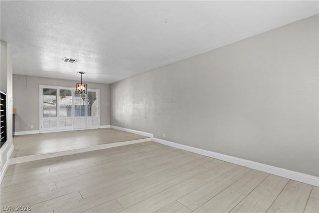 2109 Verdinal Drive, Las Vegas, NV 89146