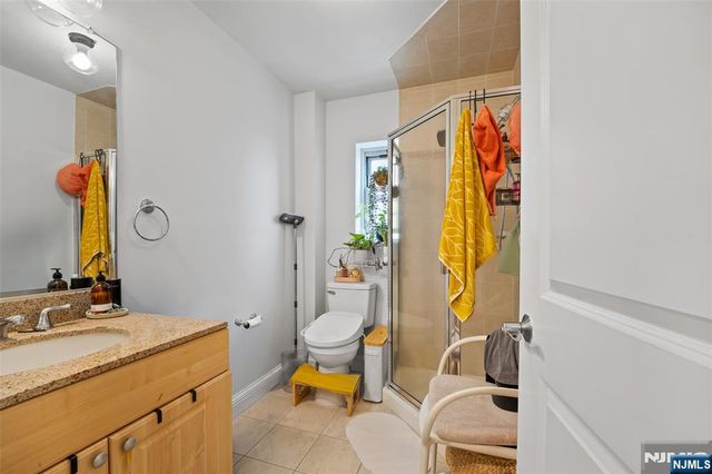 70 Munn Avenue 401, East Orange, NJ 07018