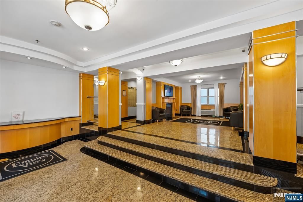 70 Munn Avenue 401, East Orange, NJ 07018