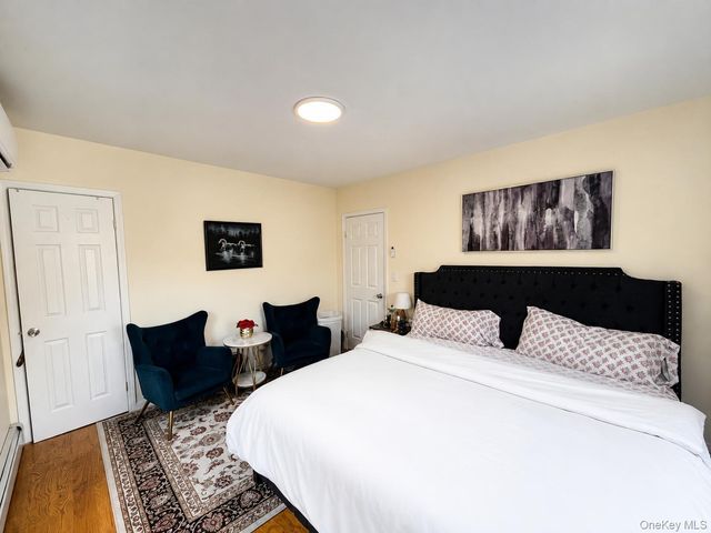 11306 201st Street, Saint Albans, NY 11412