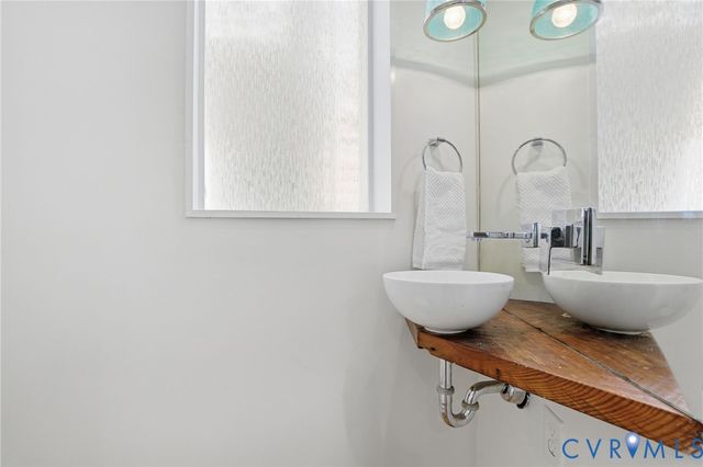 2212 Maplewood Ave, Richmond, VA 23220