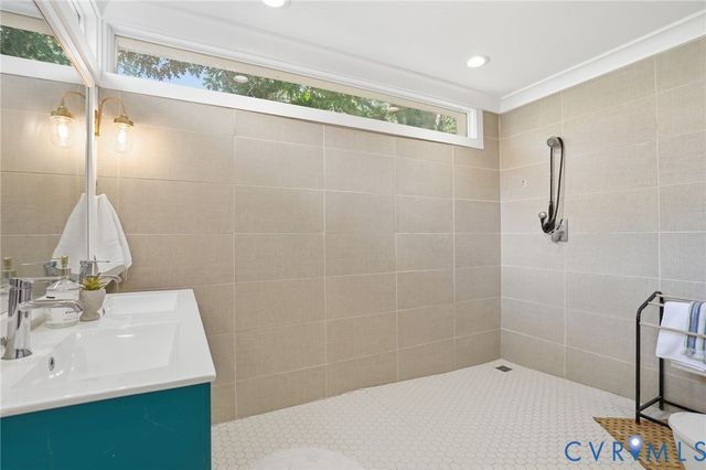 2212 Maplewood Ave, Richmond, VA 23220