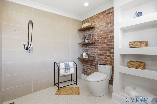 2212 Maplewood Ave, Richmond, VA 23220