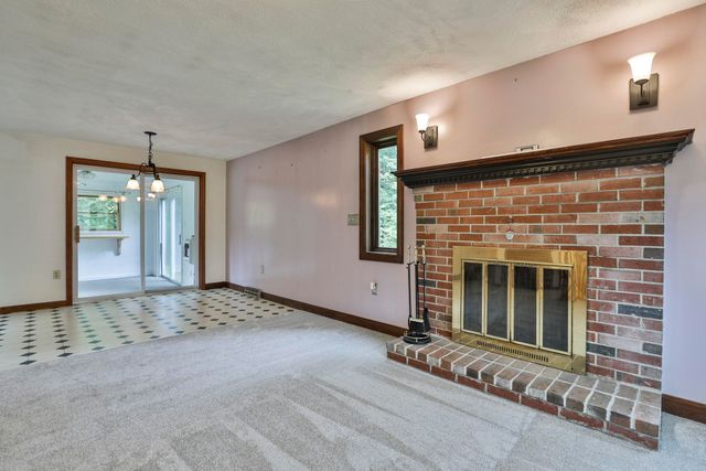 28 Heritage Way, Milford, NH 03055