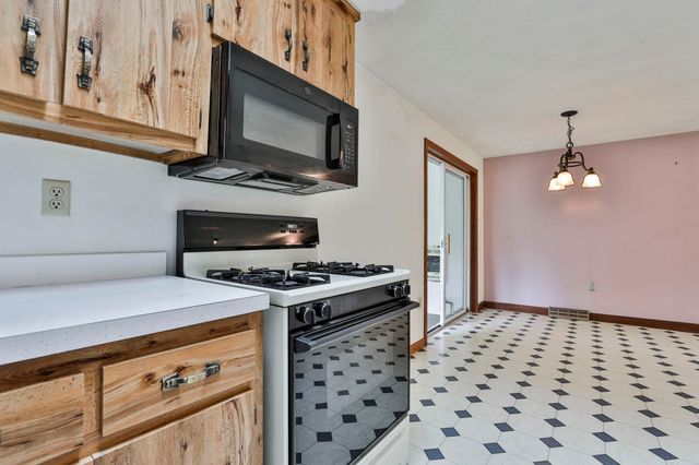 28 Heritage Way, Milford, NH 03055