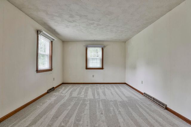 28 Heritage Way, Milford, NH 03055