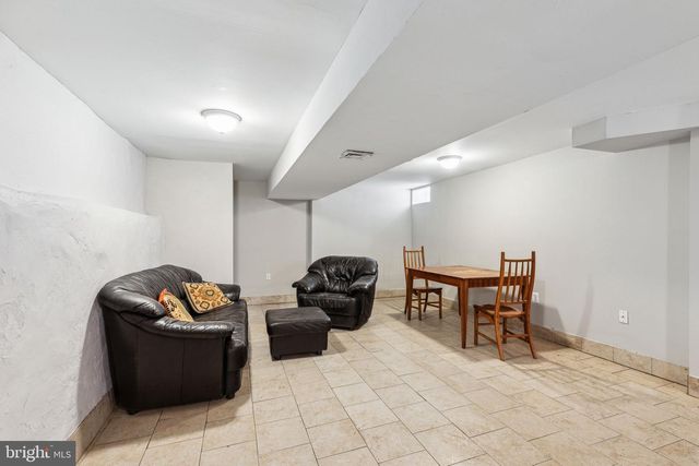 3414 SPRING GARDEN ST, Philadelphia, PA 19104