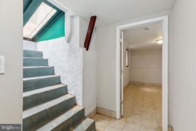 3414 SPRING GARDEN ST, Philadelphia, PA 19104