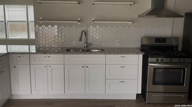 106 Kipling, San Antonio, TX 78223