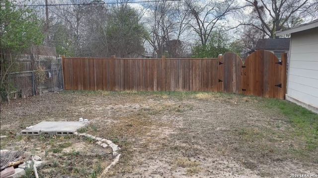 106 Kipling, San Antonio, TX 78223