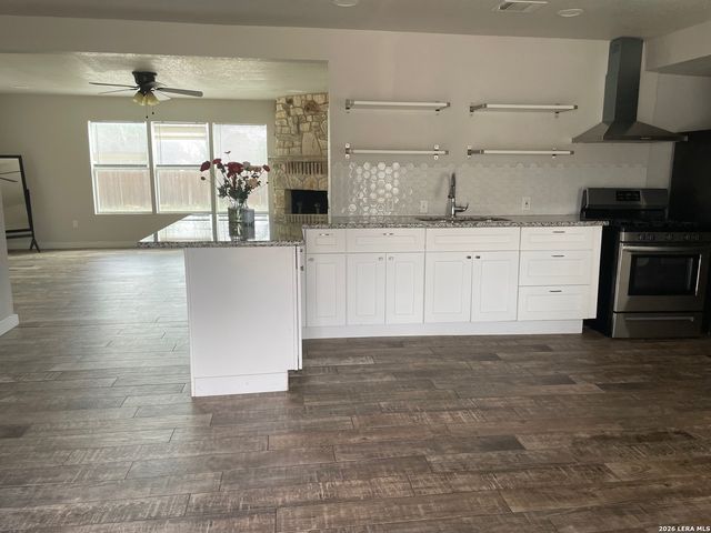 106 Kipling, San Antonio, TX 78223