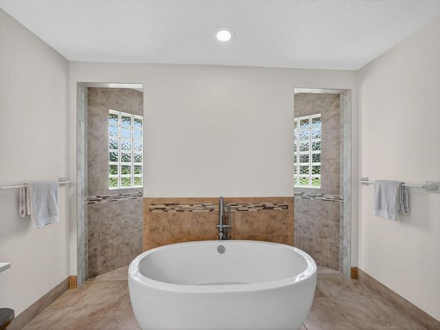 17593 Winterhawk Trail, Jupiter, FL 33478